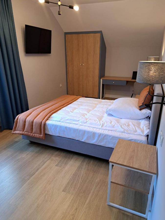 Pokoje De Luxe Figaro Plock Ngoại thất bức ảnh